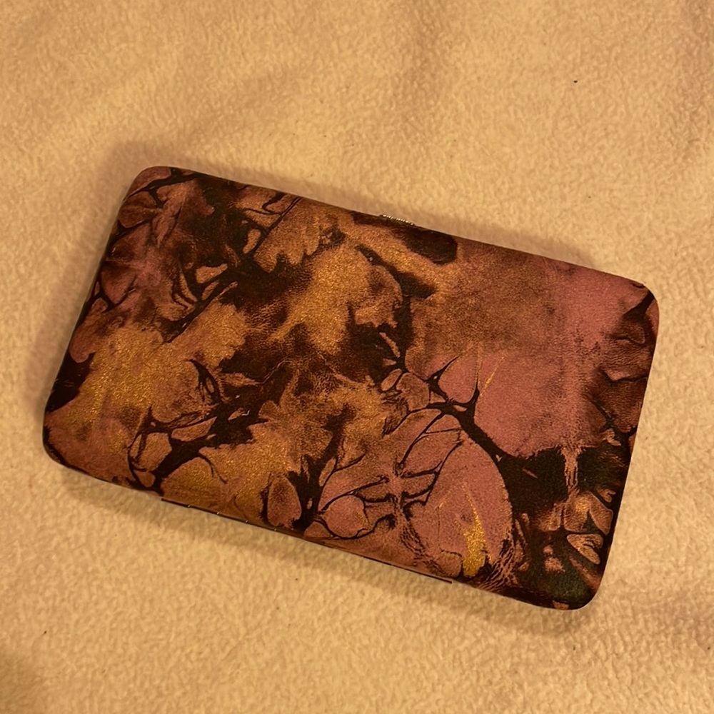 TEXAS LEATHER MANUFACTURING NWT  pink realtree  camo clutch wallet